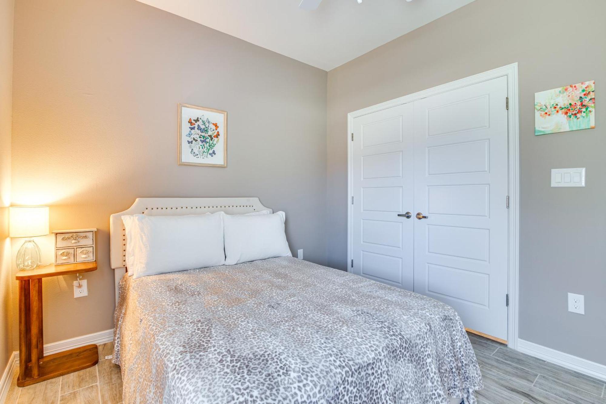 Pet-Friendly Brownsville Apartment With Yard! Exterior photo
